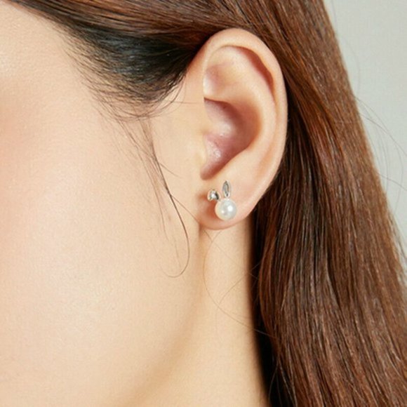 New Beautiful Sterling Silver Pearl Bunny Studs - Picture 4 of 4